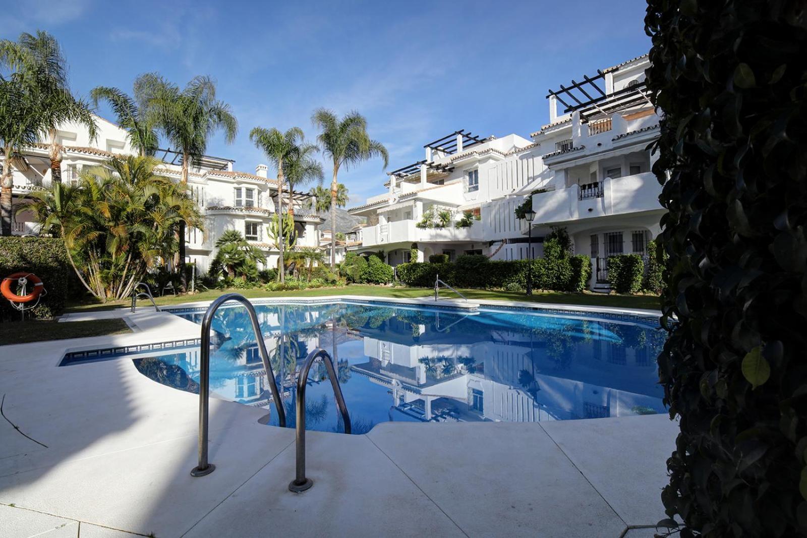 Beatiful Newly Renovated 3 Bedroom Apartment Marbella