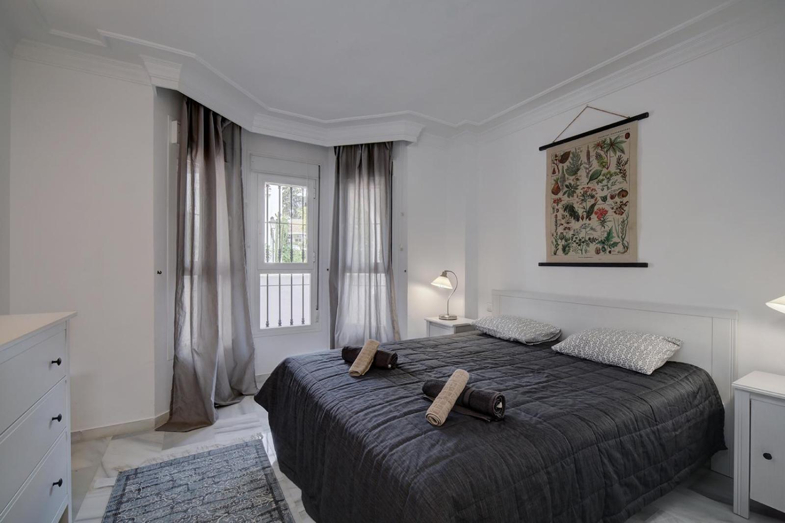 Beatiful Newly Renovated 3 Bedroom Apartment